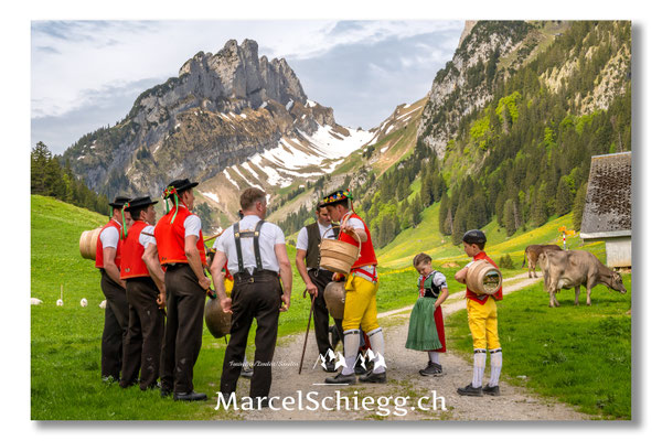 Marcel Schiegg Fotografie, Tradition, Brauchtum, Alpfahrt, Oeberefahre, Appenzell, Alpstein, Sämtis