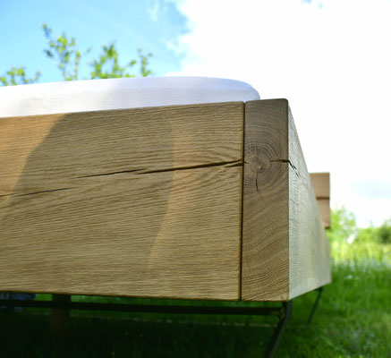 Massivholzbett in Eiche Eckdetail