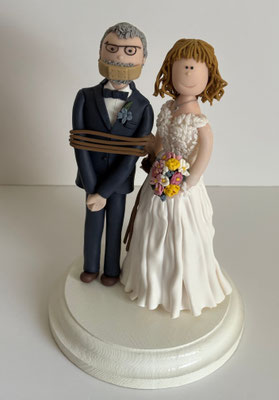individuelle Figuren für die Hochzeitstorte