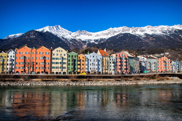Innsbruck und die Berge