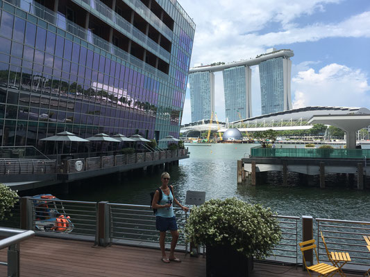 Wolkenkratzer - Marina Sands Bay - Marina Bay - Singapur - travelumdiewelt.com