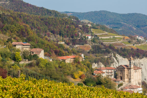 Blick auf Casa Pasqualin (ganz links oben) und die imposante Kirche (rechts unten)