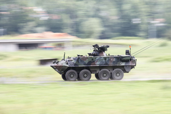 Mitzieher: Radschützenpanzer 8x8 der Infanterie, Schweizer Armee