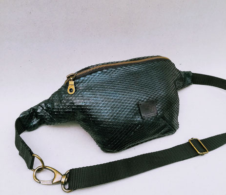 Bauchtasche /Waist Pack