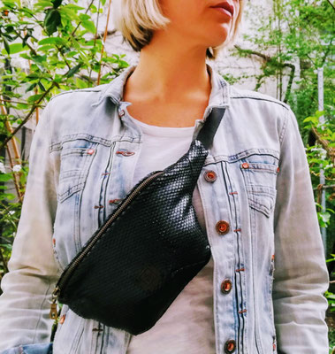 Bauchtasche/Waist Pack