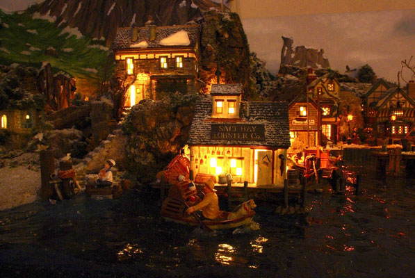 Village Noël/Christmas Village 2013, la nuit: Retour de pêche