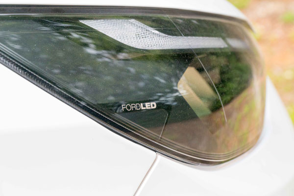 LED Scheinwerfer serienmäßig