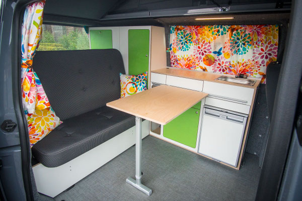 VanBUS Standardtisch an Tischgleitschiene (Serie)