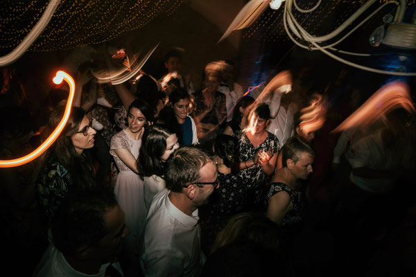 Mariage en Provence. Dj et mise en lumière mariage. Wedding dj. Mariage Sud de la France. Stéphane Terpreau.