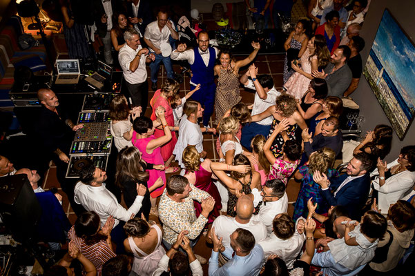 Dj mariage Perpignan, mise en lumière et Dj dans le sud de la France, Dj mariage Clos de Paulilles, mariage Occitanie, 
