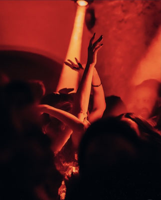 dj - mariage - mariage sud de france - costa brava - espagne - ibiza - provence - wedding - éclairage mariage - music électronique - dance - mariage gerone - Mariage Perpignan - Dj professionnel - Dj mariage - Mariage Figueres - Wedding Planeer -  