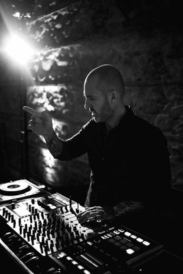 Stéphane TERPREAU Dj mariage à Perpignan. Déplacement sur la Costa Brava, Espagne et Ibiza.. Pour toute destination me contacter. stephaneterpreau@gmail.com