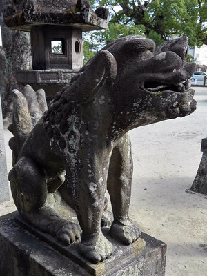 本庄神社の狛犬【阿形】写真