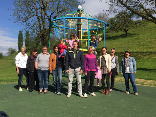 Vertreter der Gemeinde, Börsenteam und Elternverein