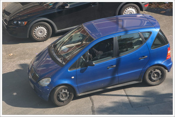 Niqab beim Autofahren - alles ist möglich.