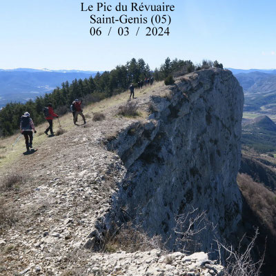 Le Pic du Révuaire le torrent du Riou et la forêt de Jubéo