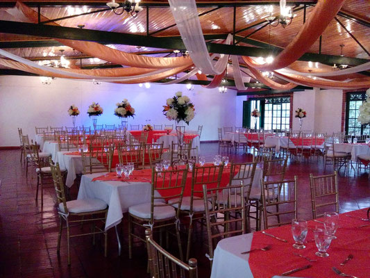 salón decorado para recepción boda en Cajicá