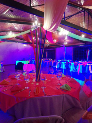 Quince años temática neon Eventos Casa El Misterio Cajicá