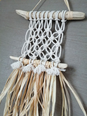 Décoration macramé raphia