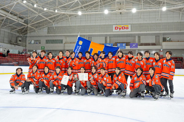 準優勝 法政大学