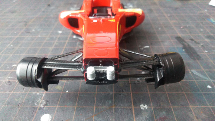 プラモデル製作記】フェラーリF60 (FERRARI F60) 完成へ プラモデル製作記】フェラーリF60 (FERRARI F60) 完成へ