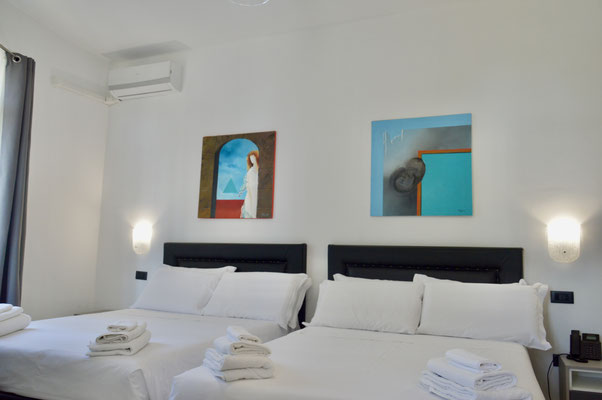Zimmer 108 Bett