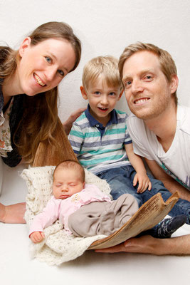 Babyfotoshooting - Familienfoto - Suhr