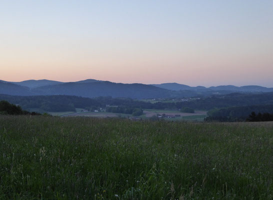 Kurz vorm Sonnenaufgang bei Tiefendorf