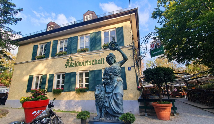 am Nachmittag hier in Großhesselohe 
