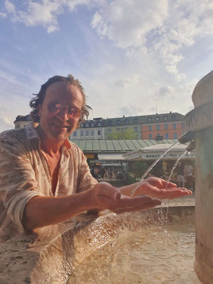 Viktualienmarkt, Lisl Karlstadt Brunnen, 14.08.25