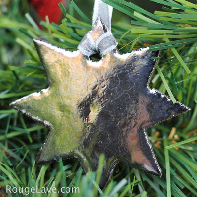 Décoration de Noël en lave émaillée - RougeLave.com