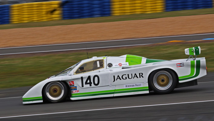 Jaguar XJR5
