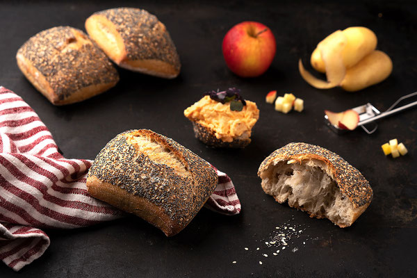 Kartöpfelchen mit Mohn-Brötchen