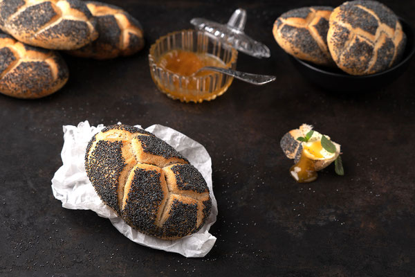 Mohnzopf-Brötchen