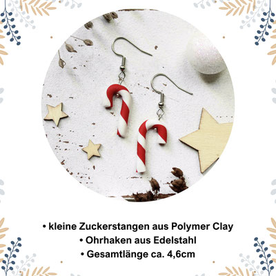 Ohrringe mit kleinen Zuckerstangen aus Polymer Clay und Edelstahl-Ohrhaken, Gesamtlänge ca. 4,6 cm, auf hellem Hintergrund.