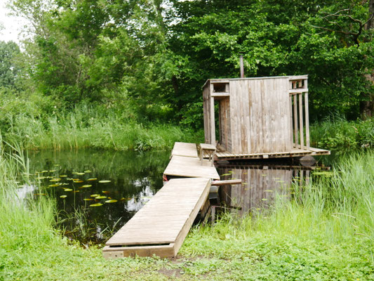 Sooma Nationalpark schwimmende Sauna