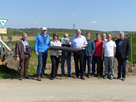 Pressetermin mit Behördenvertretern und der EnergieNetzMitte - Foto: Stefan Wagner