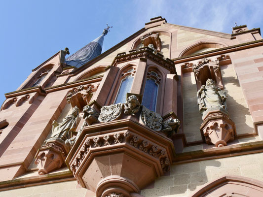 Schloss Drachenburg Sehenswürdigkeit Siebengebirge Königswinter am Rhein