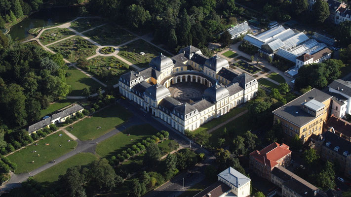 Luftaufnahme Bonn, Poppelsdorfer Schloss/ Wolkenkratzer