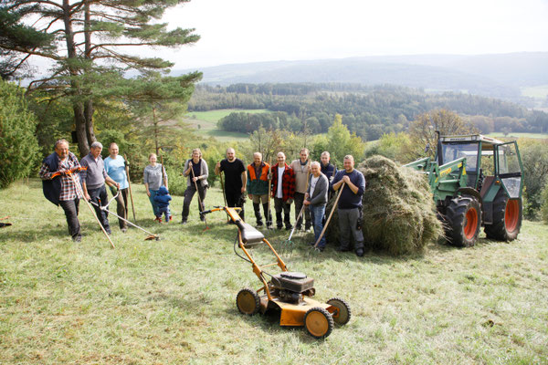 NABU-Team Magerrasenpflege 2023, Foto: NABU-Steinau