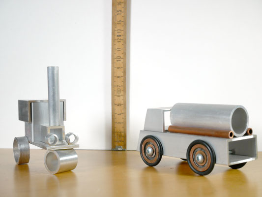 Aluminium restmateriaal, geen speelgoed.