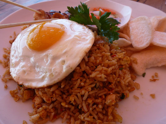 Bild: Nasi Goreng mit Spiegelei 