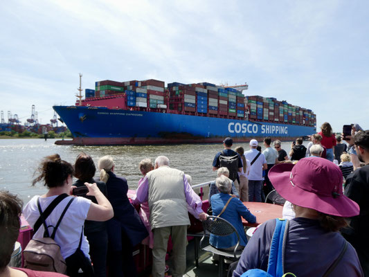 Bild: Containerschiff