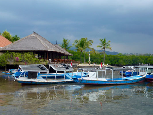 Bild: Boote im Wasser