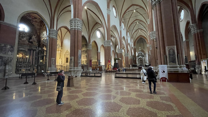 Innenraum Basilica