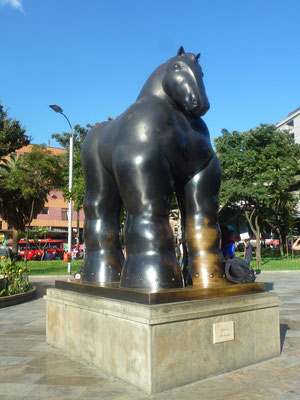Bild: Botero Plaza, "Das Pferd"