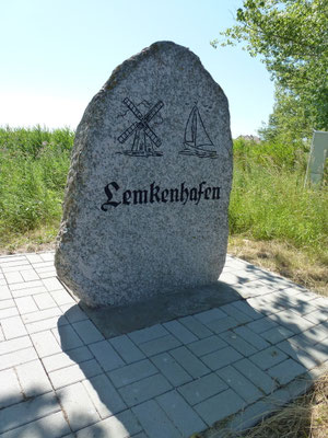 Bild: Stein von Lemkenhafen