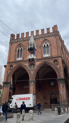 Palazzo della Mercanzia