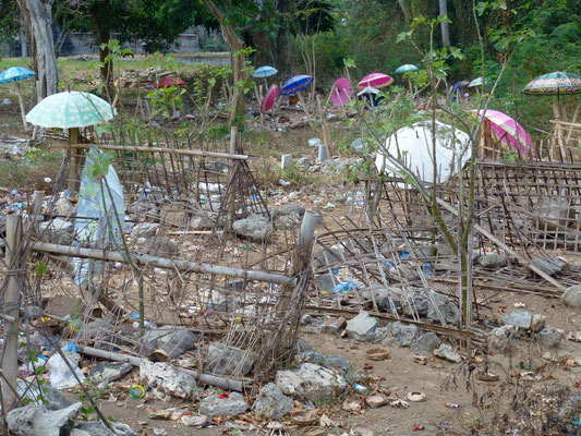 Bild: Friedhof auf Lembongan