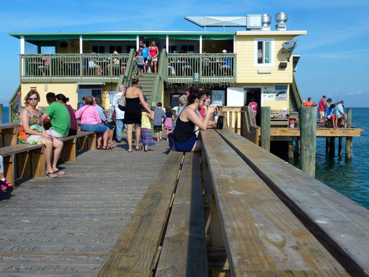 Restaurant am Ende der Pier a